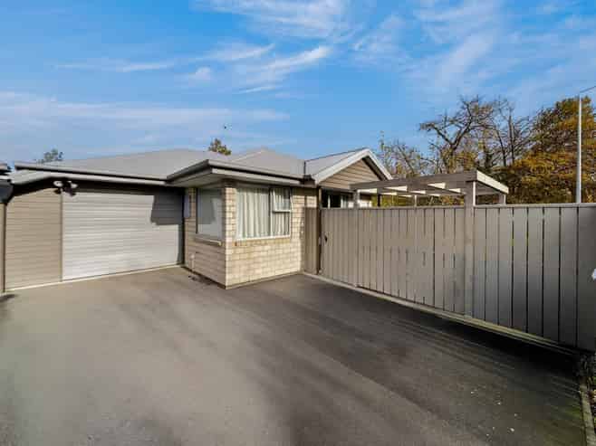 186 Lincoln Road, Addington
