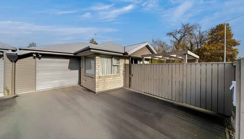 186 Lincoln Road, Addington