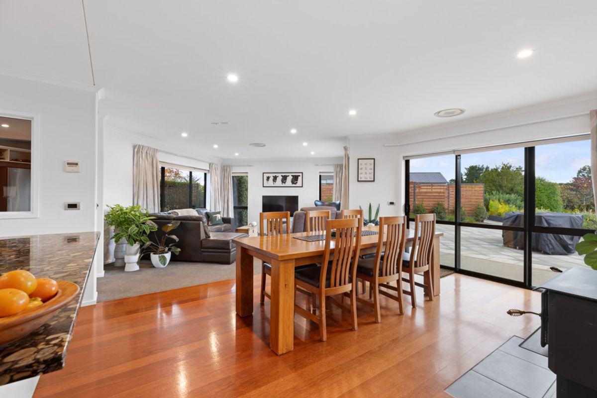 Millfield Masterpiece With 2nd Dwelling - Widok 5
