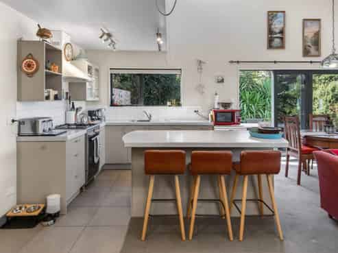 210A Bells Road, Takamatua