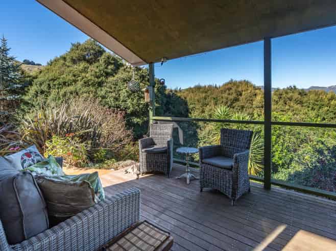 210A Bells Road, Takamatua
