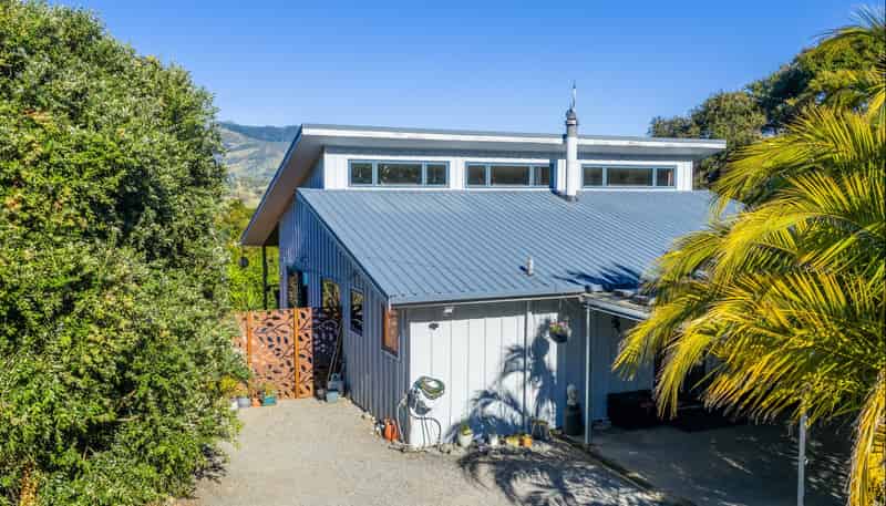210A Bells Road, Takamatua