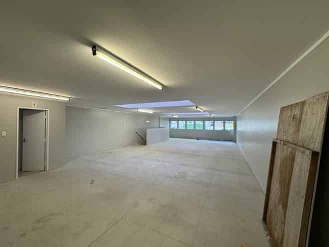 First floor office or studio space