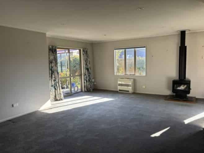 18 Bruce Place, Alexandra
