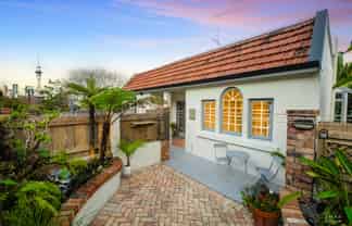 2/39 Anglesea Street, Freemans Bay