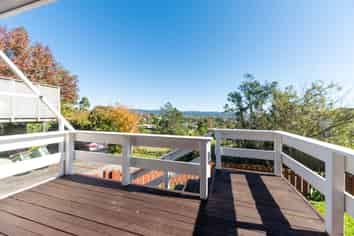4/68 West Coast Road, Glen Eden