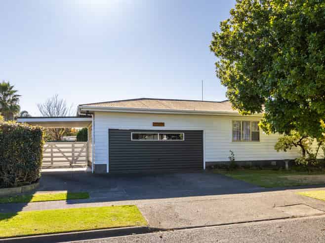 43 James Foley Avenue, Pirimai