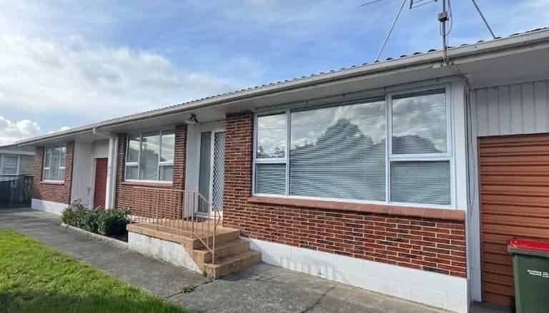 2/84 Trafalgar Street, Onehunga