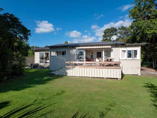 1569 State Highway 30, Lake Rotoiti
