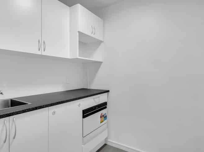 Functional ground floor office with parking