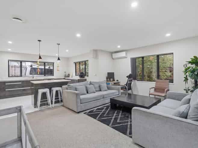 38C Alma Crescent, Papakura
