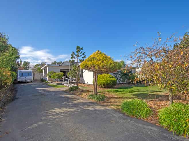 11 Gilbert Street, Amberley