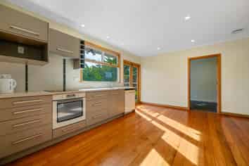4 Milson Line, Roslyn