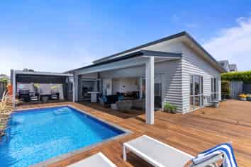 26 Karo Road, Beachlands