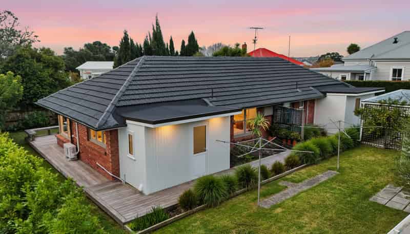 2/3A First Avenue, Devonport
