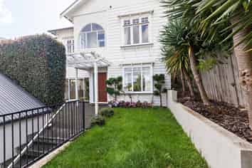 12 Grand View Road, Remuera