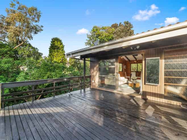 8 Iberia Place, Lynfield