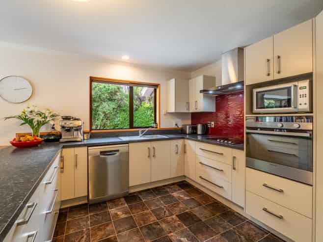 110 Ariki Avenue, Otatara