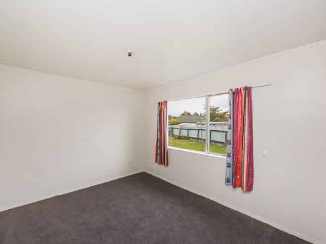 14 Martin Harvery Street, Levin