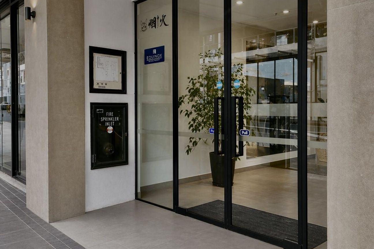 Affordable Broadway Ground Space - Vista 3