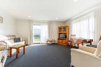 2/347 Church Street, West End