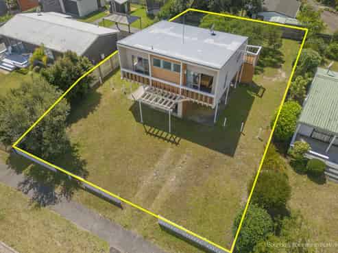 15 Sheppard Ave, Pauanui