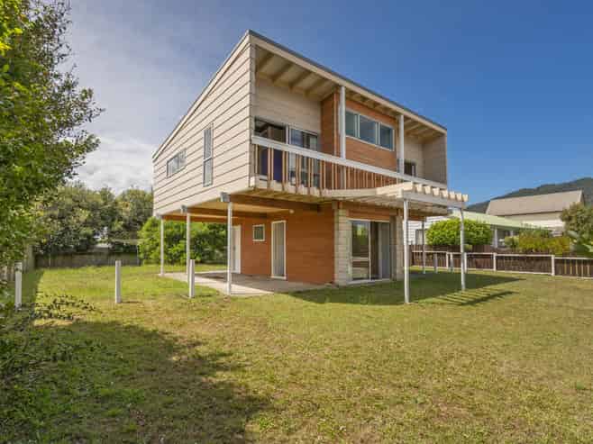 15 Sheppard Ave, Pauanui