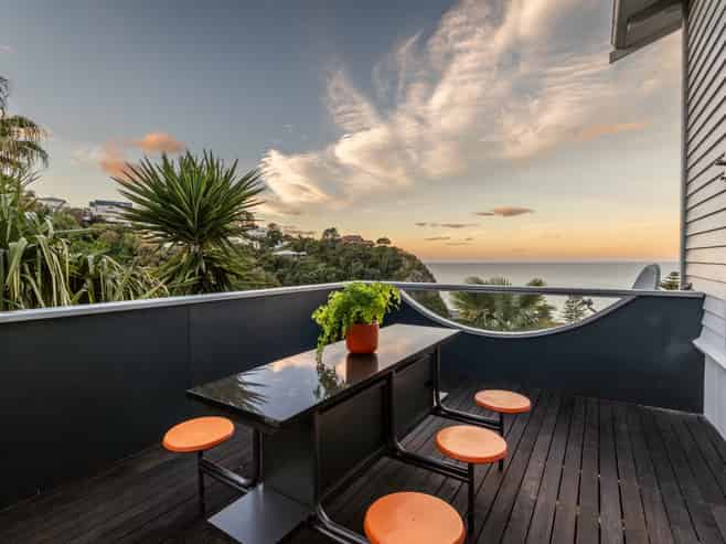 18 Hukarere Road, Bluff Hill