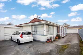 3/71 Hills Road, Edgeware