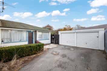 5/71 Hills Road, Edgeware