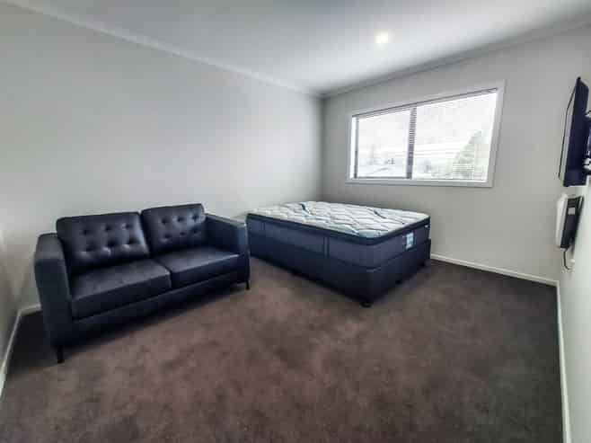 4C/7 Greta Street, Glenview