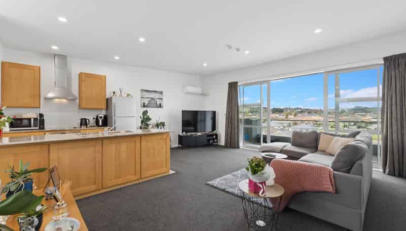 16/63 Kestev Drive, Flat Bush