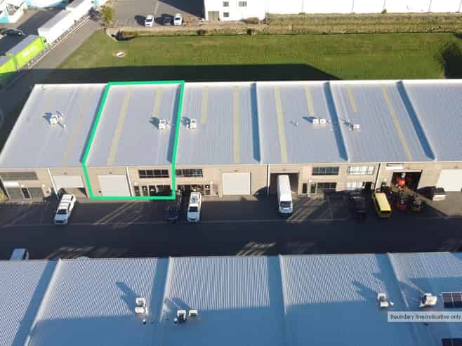 Well-Located High-Stud Industrial Unit