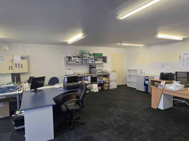 Central and Convenient Ground Floor Office