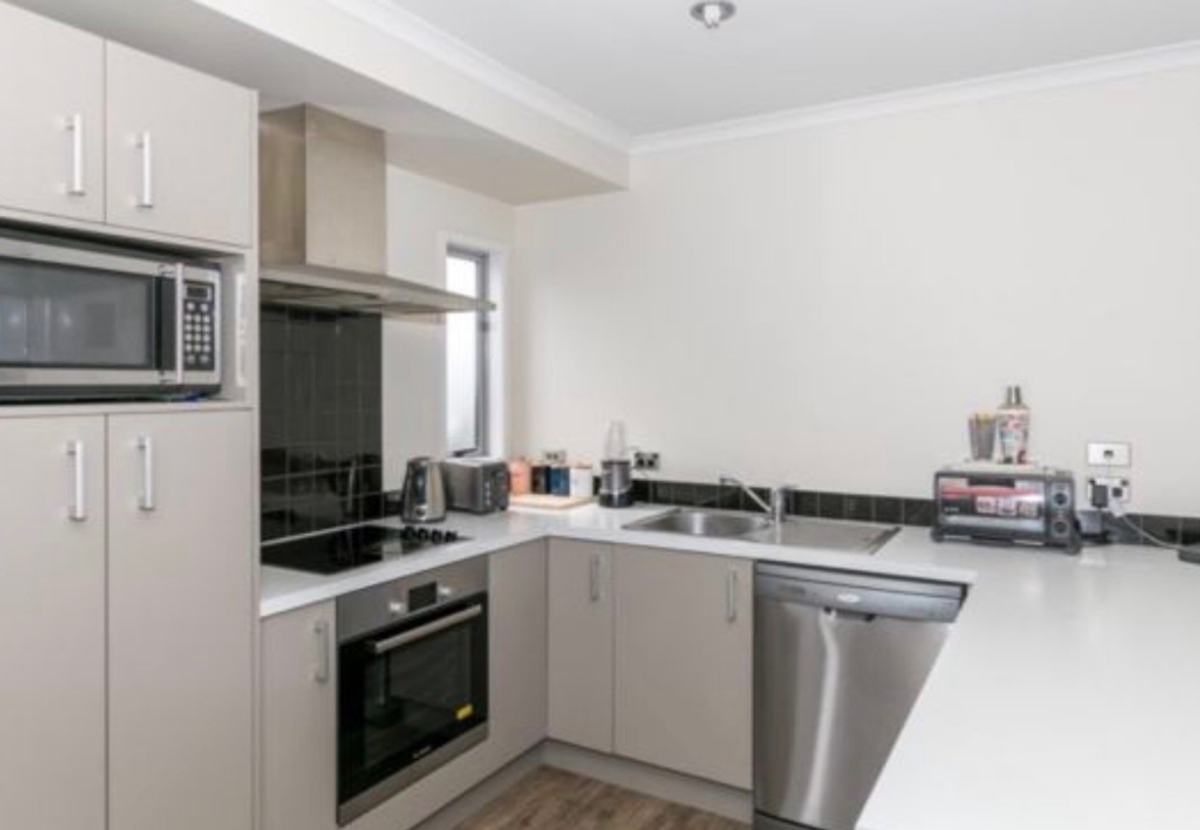 Fantastic Townhouse Living - Close to Hospital – pohled 5