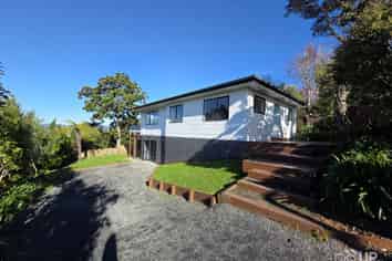 1 Fernhaven Place, Massey