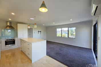 1 Fernhaven Place, Massey