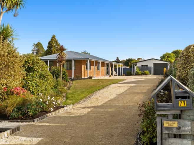 77 Beach Street, Waikouaiti