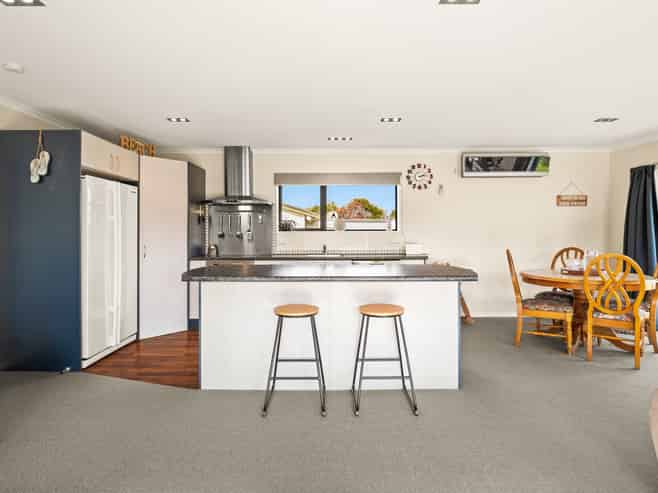 77 Beach Street, Waikouaiti