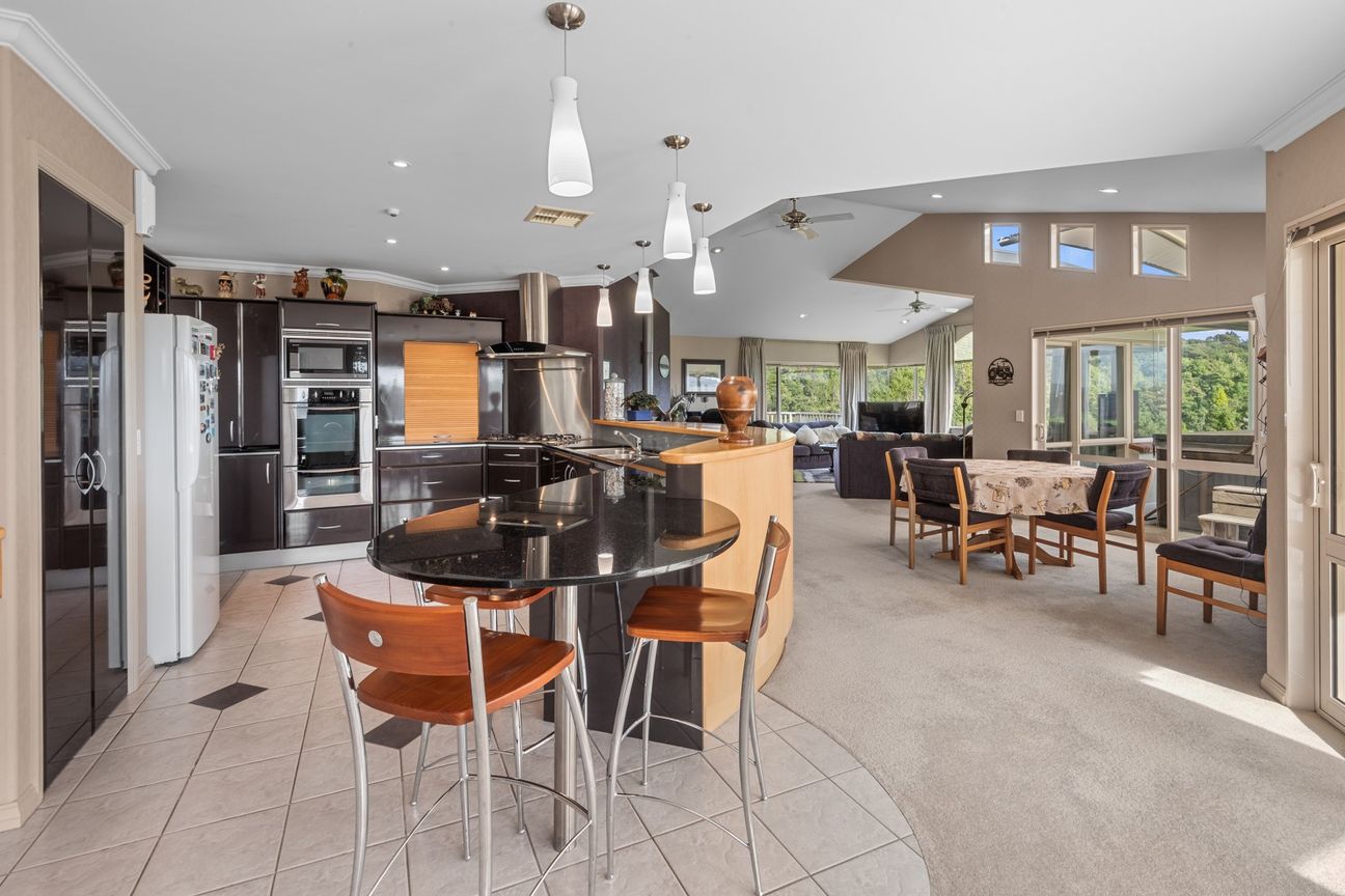 Maunu Estate living with views & gardens - Widok 3