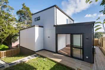 E/79 Archers Road, Hillcrest