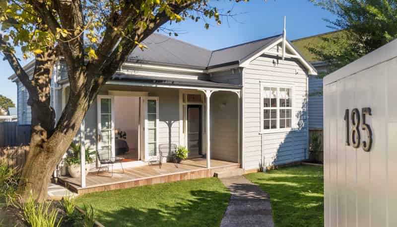 185 Carrington Road, Mount Albert