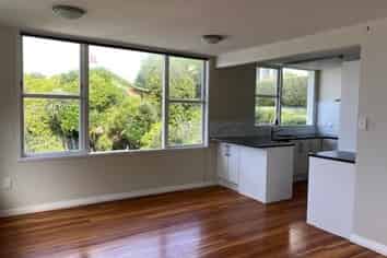 33A Sugarloaf Road, Brooklyn