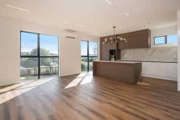 A/79 Archers Road, Hillcrest