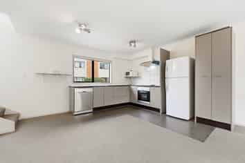 223/172 Mcleod Road, Te Atatu South