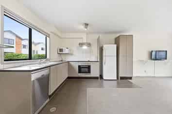 223/172 Mcleod Road, Te Atatu South