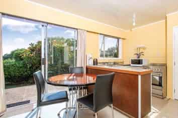 44 Coniston Avenue, Te Atatu South