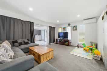 14 Meadowcourt Drive, Manukau