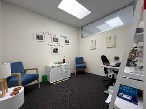 Boutique Hamilton East Office 
