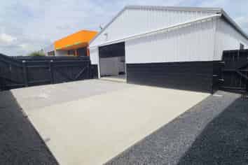 Flexible Warehouse, Office & Storage Solution